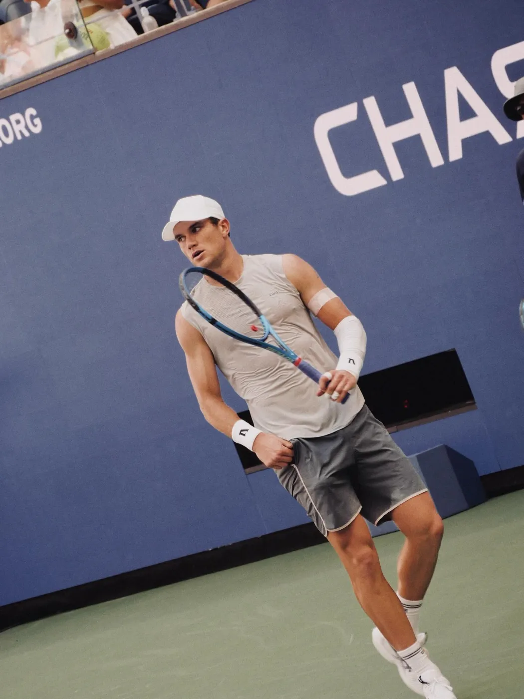 Jack Draper mid-rally at the US Open